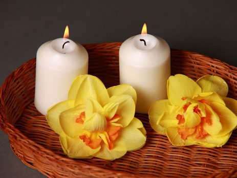 candles for holistic treatment